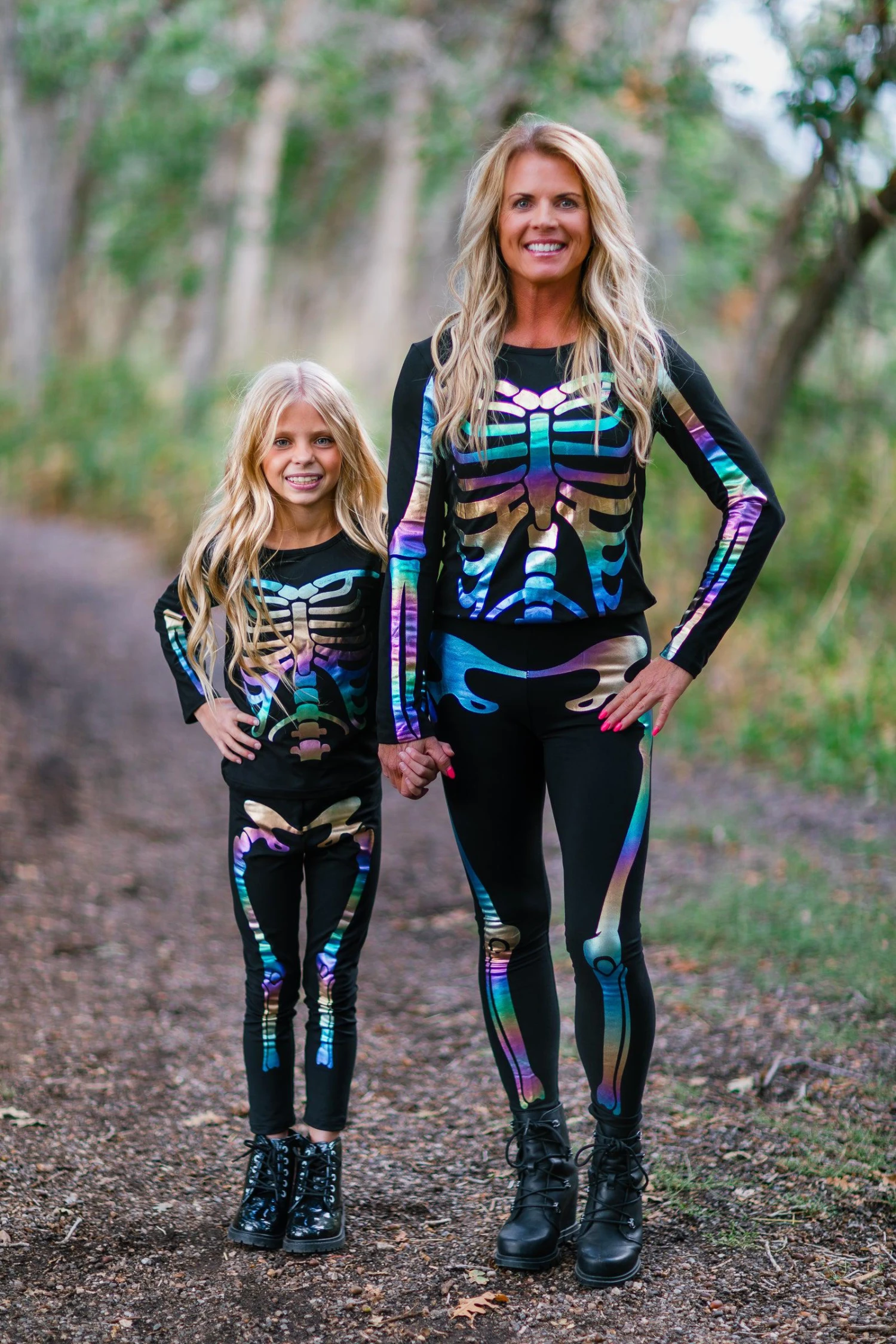 Mom & Me - Holographic Skeleton Costume Set 11 Mom & Me - Holographic Skeleton Costume Set - Image 9