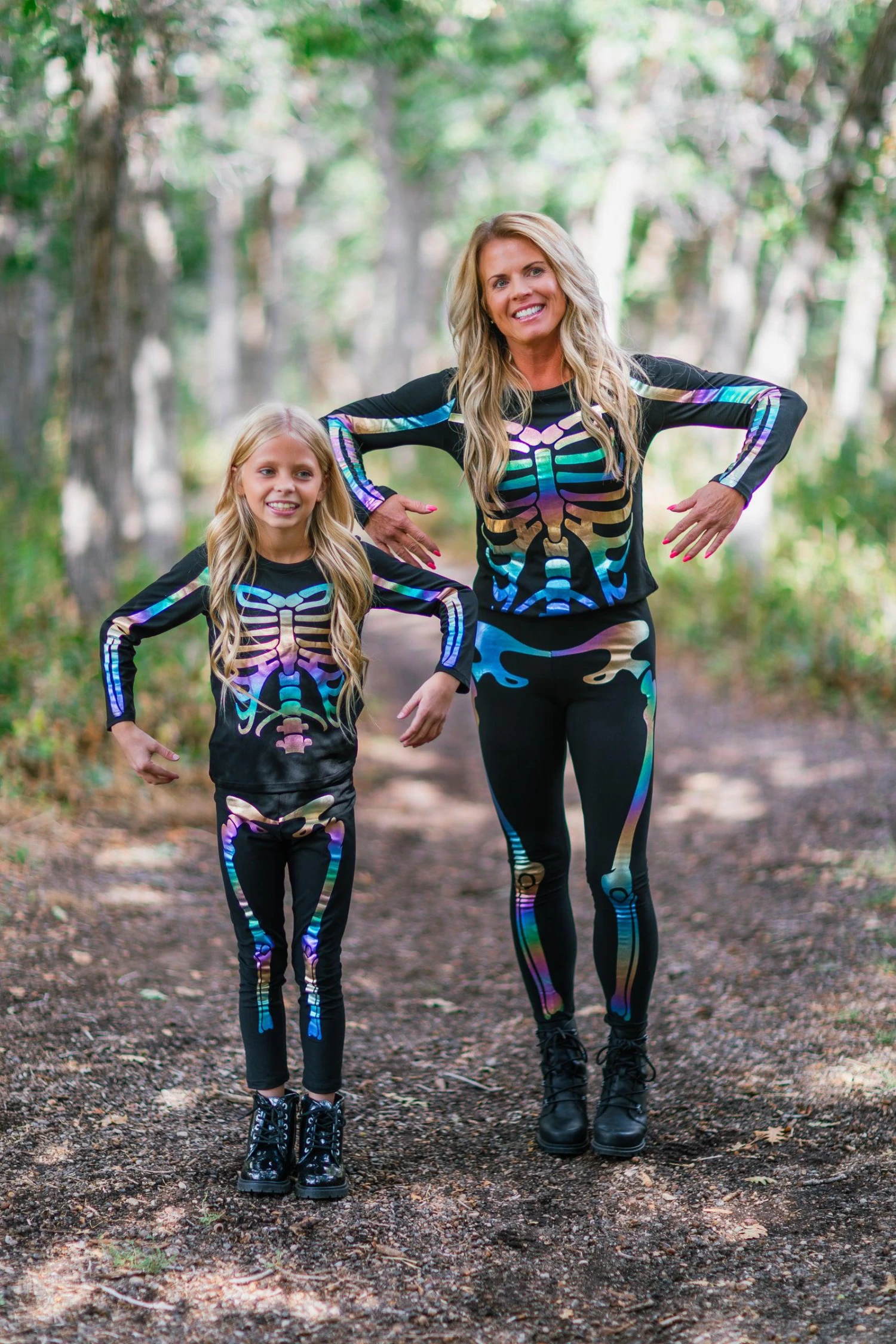 Mom & Me - Holographic Skeleton Costume Set 9 Mom & Me - Holographic Skeleton Costume Set - Image 7