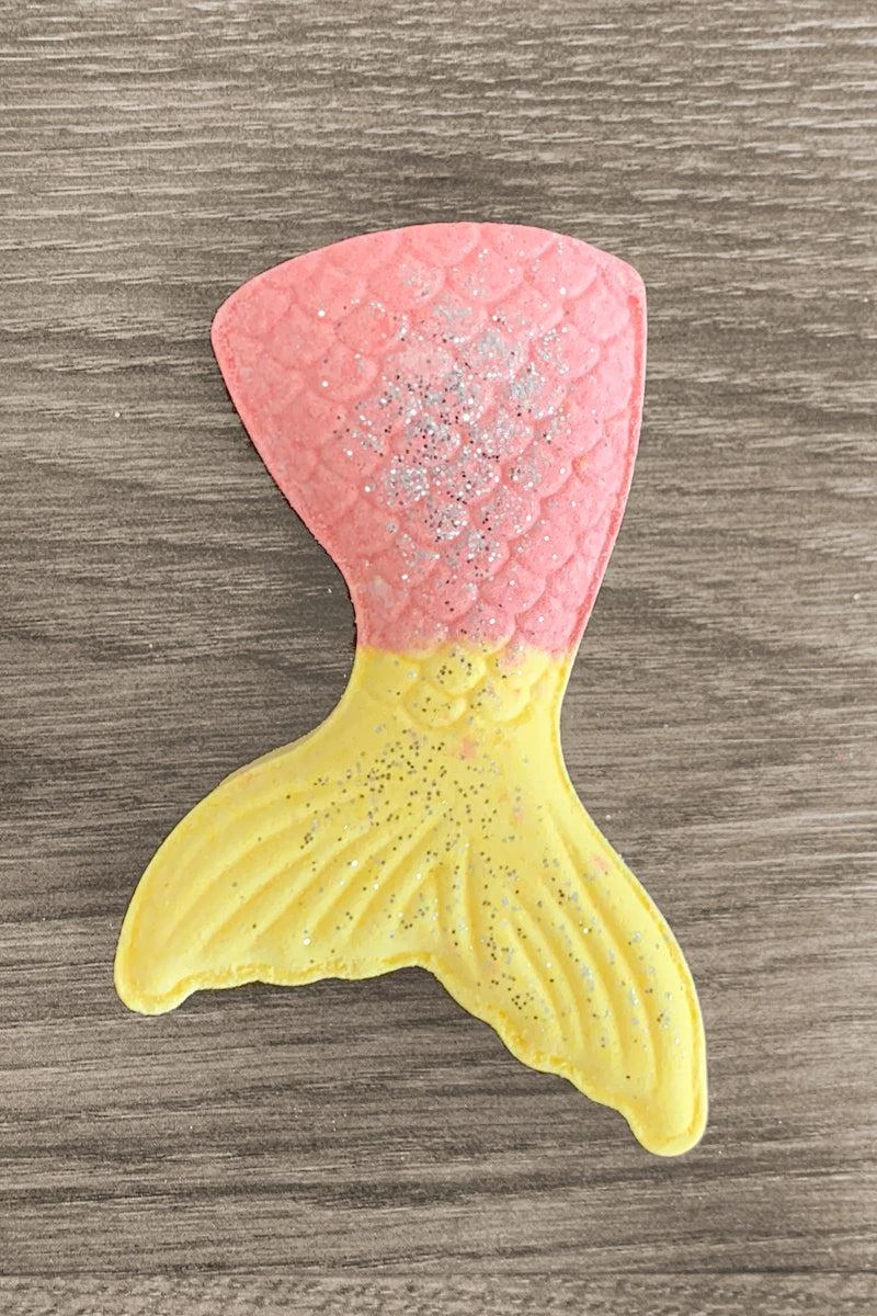 Underwater Glitter Bath Bombs - Many Styles! 5 Underwater Glitter Bath Bombs - Many Styles! - Image 3